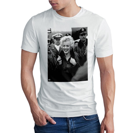 Marilyn Monroe - Smile In The Crowd Photo T-Shirt